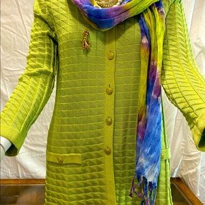 St.John  jacket size p skirt 2.Tiny pull where pin was.Like new condition.